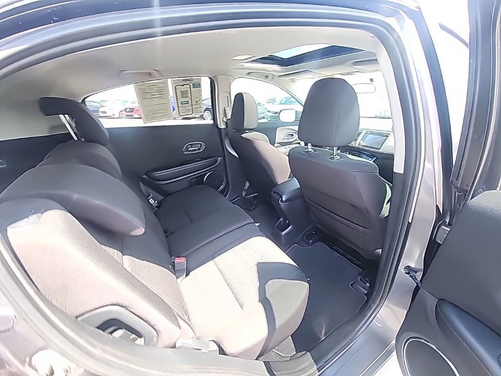 Used 2016 Honda HR-V EX image 28