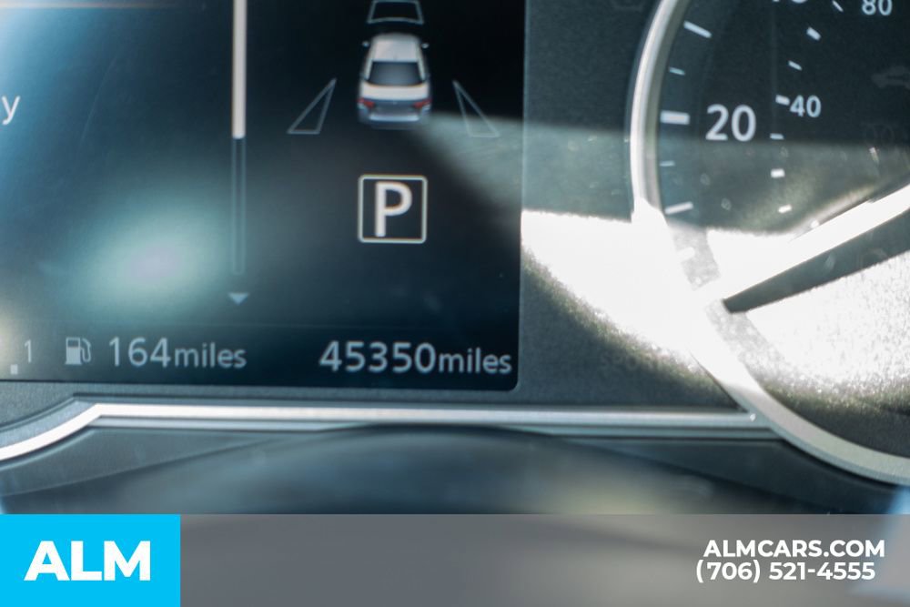 Used 2024 Nissan Versa SV image 36