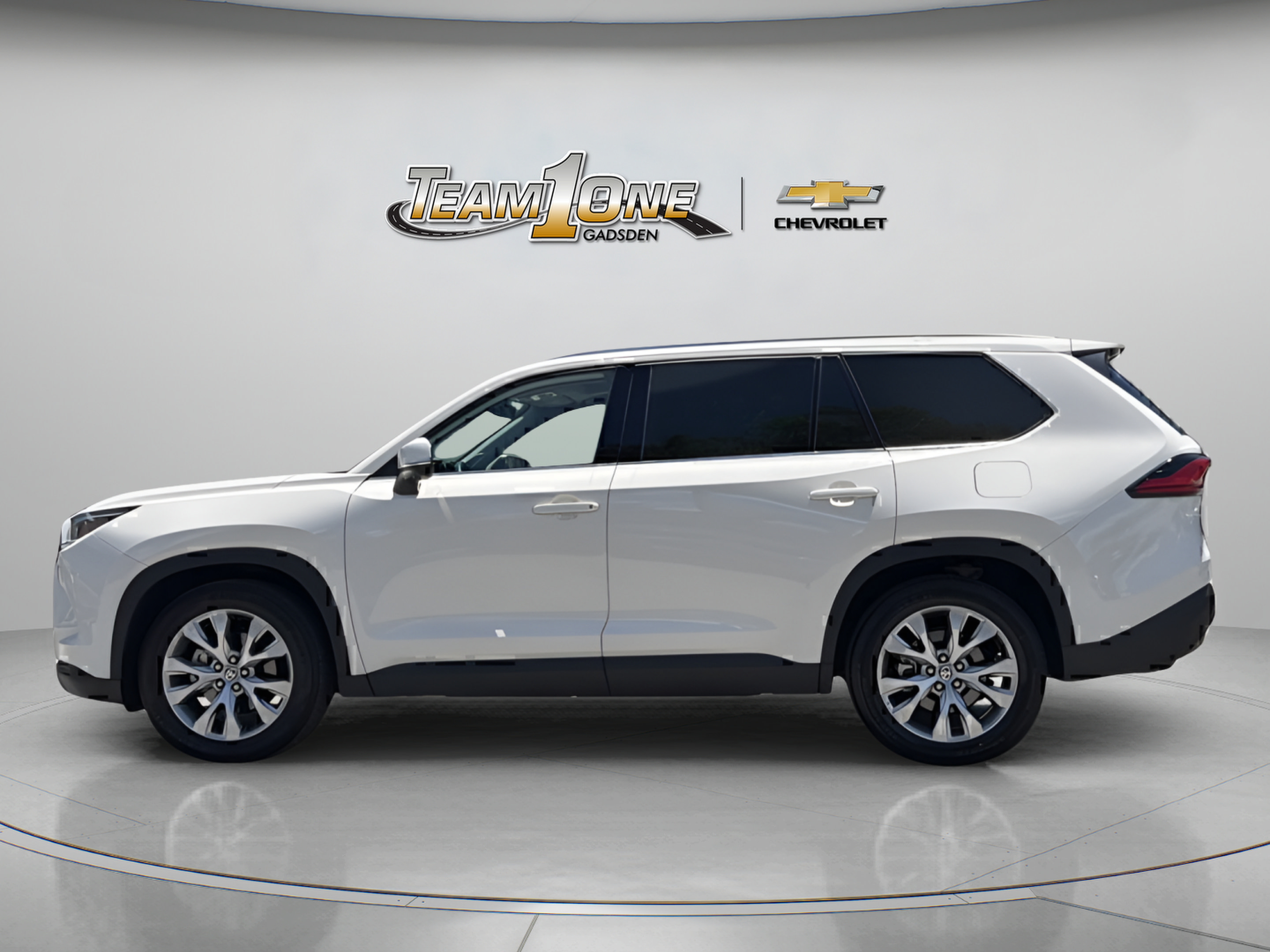 Used 2024 Toyota Grand Highlander AWD Hybrid image 5