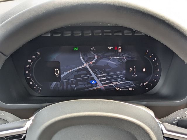 New 2026 Volvo XC90 B6 Plus w/ Protection Package Premier image 32