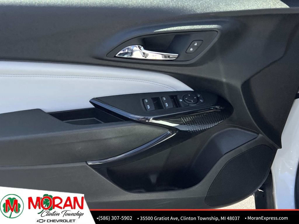 Used 2025 Chevrolet Trax LT w/ Driver Confidence Package FWD image 15