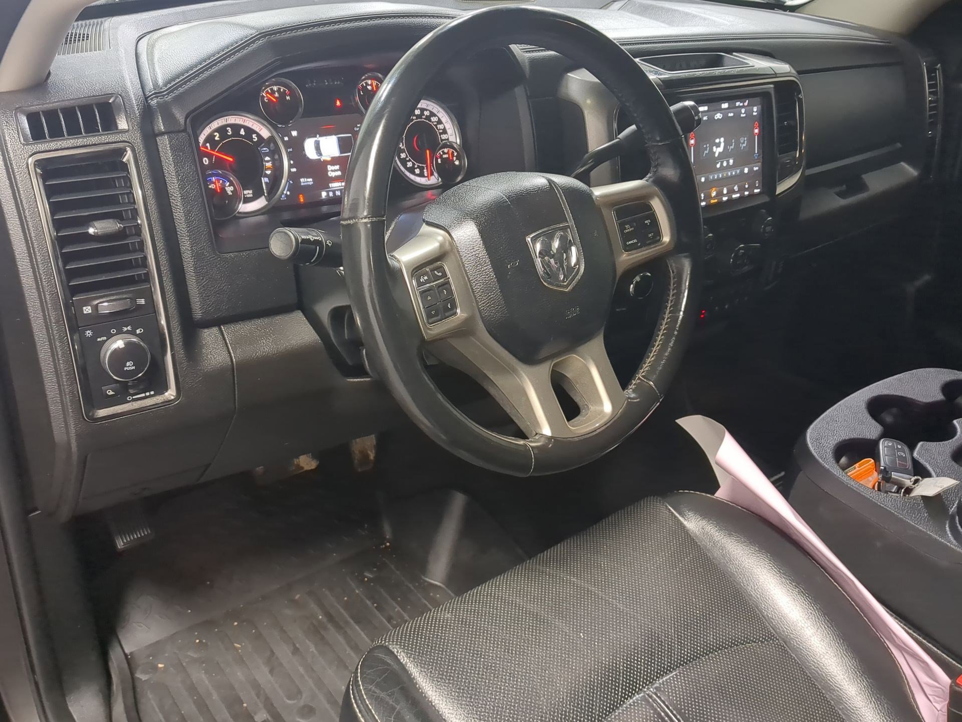 Used 2018 RAM 3500 Laramie w/ Sport Appearance Group image 11