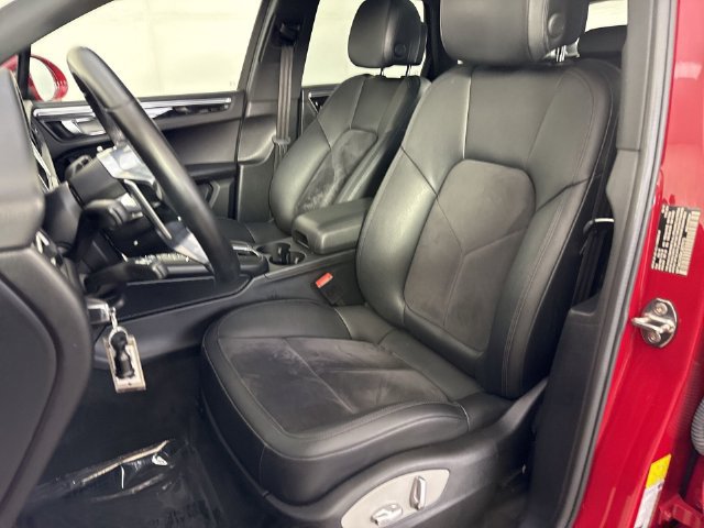 Used 2019 Porsche Macan AWD/4WD image 19