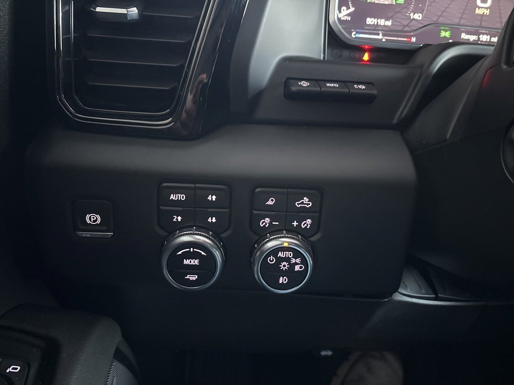 Used 2022 GMC Sierra 1500 AT4 w/ AT4 Premium Package image 16