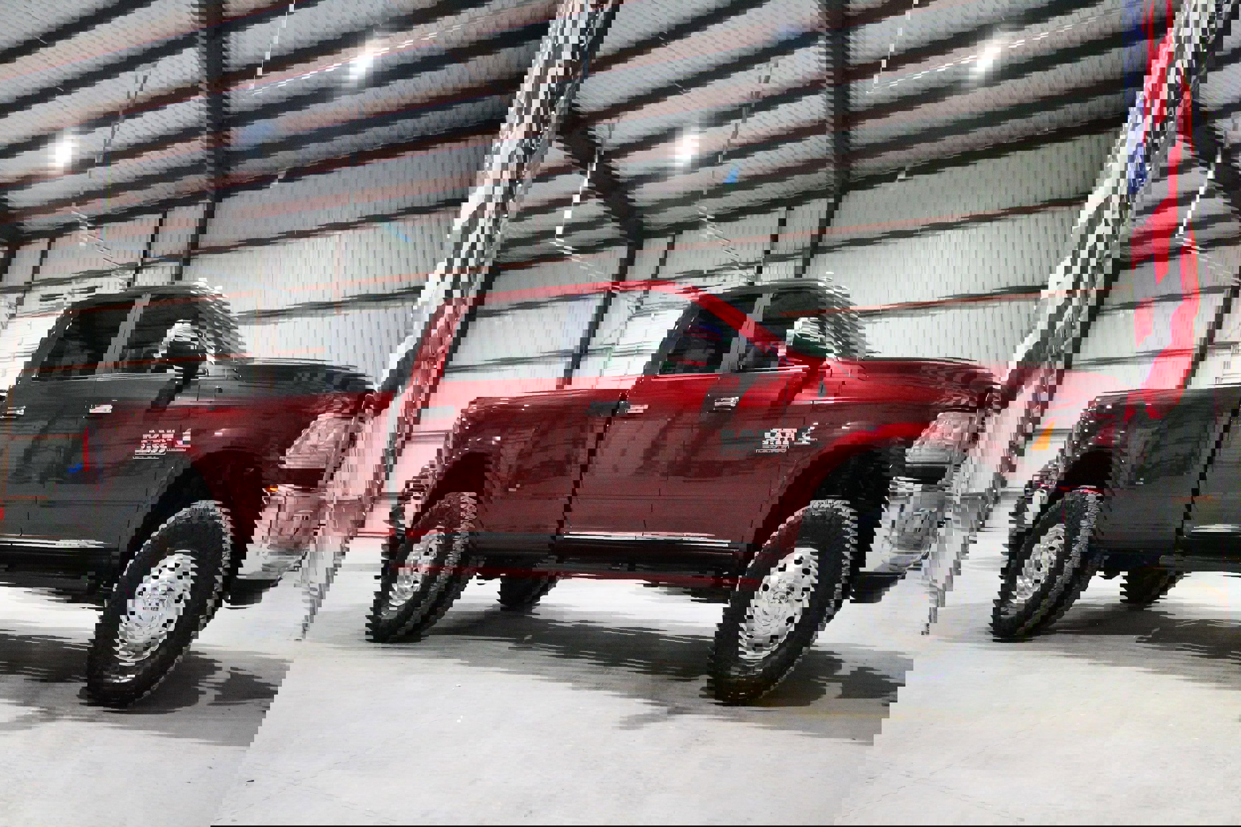 Used 2018 RAM 3500 Laramie Longhorn image 15