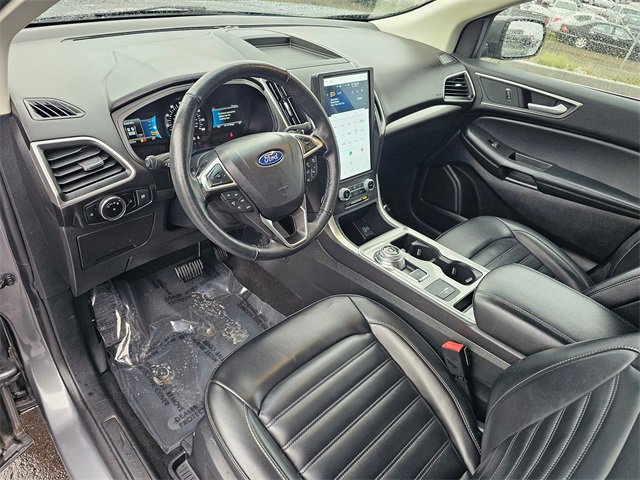 Used 2024 Ford Edge SEL image 2