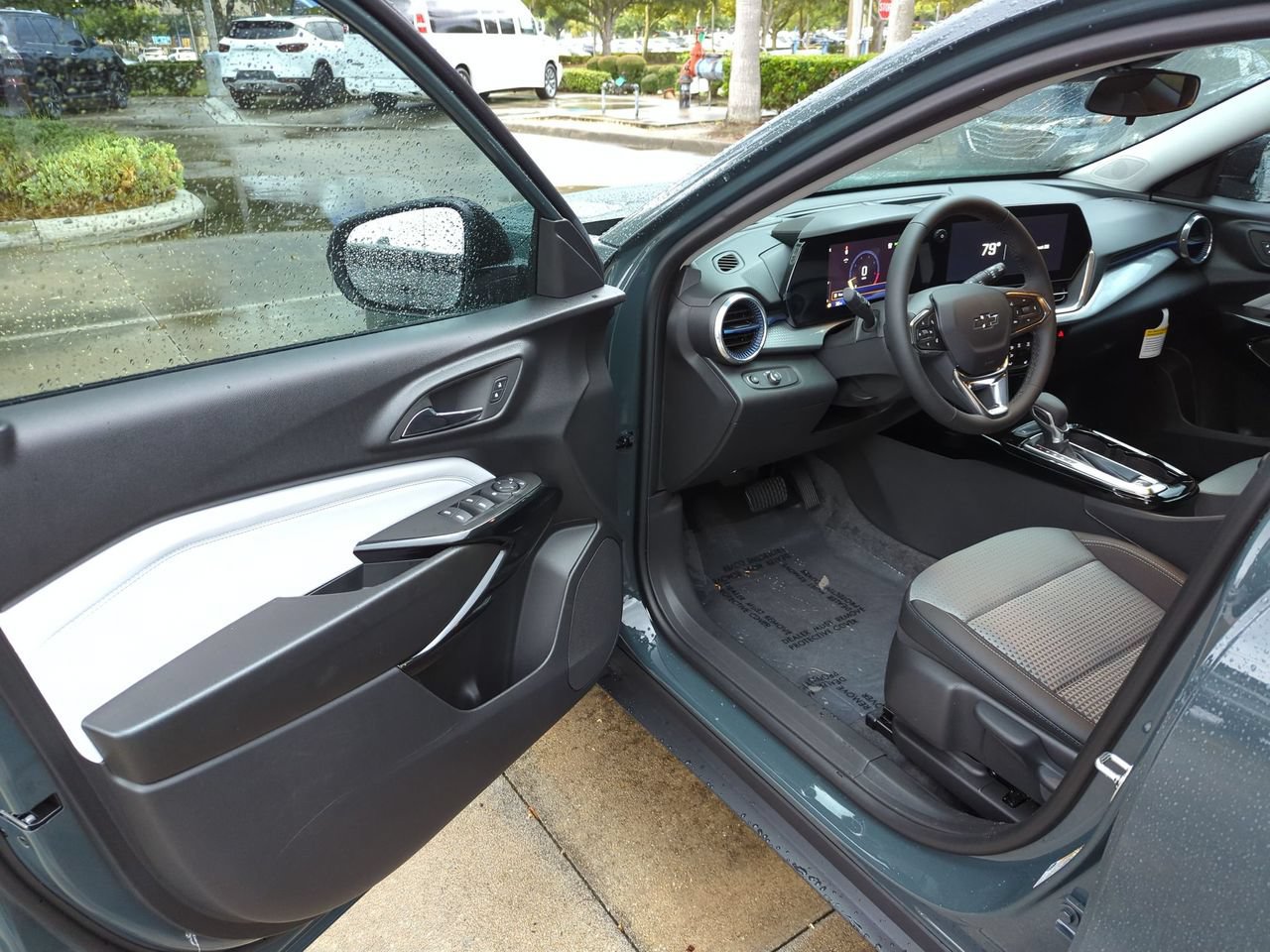 New 2026 Chevrolet Trax LT w/ Driver Confidence Package FWD image 7
