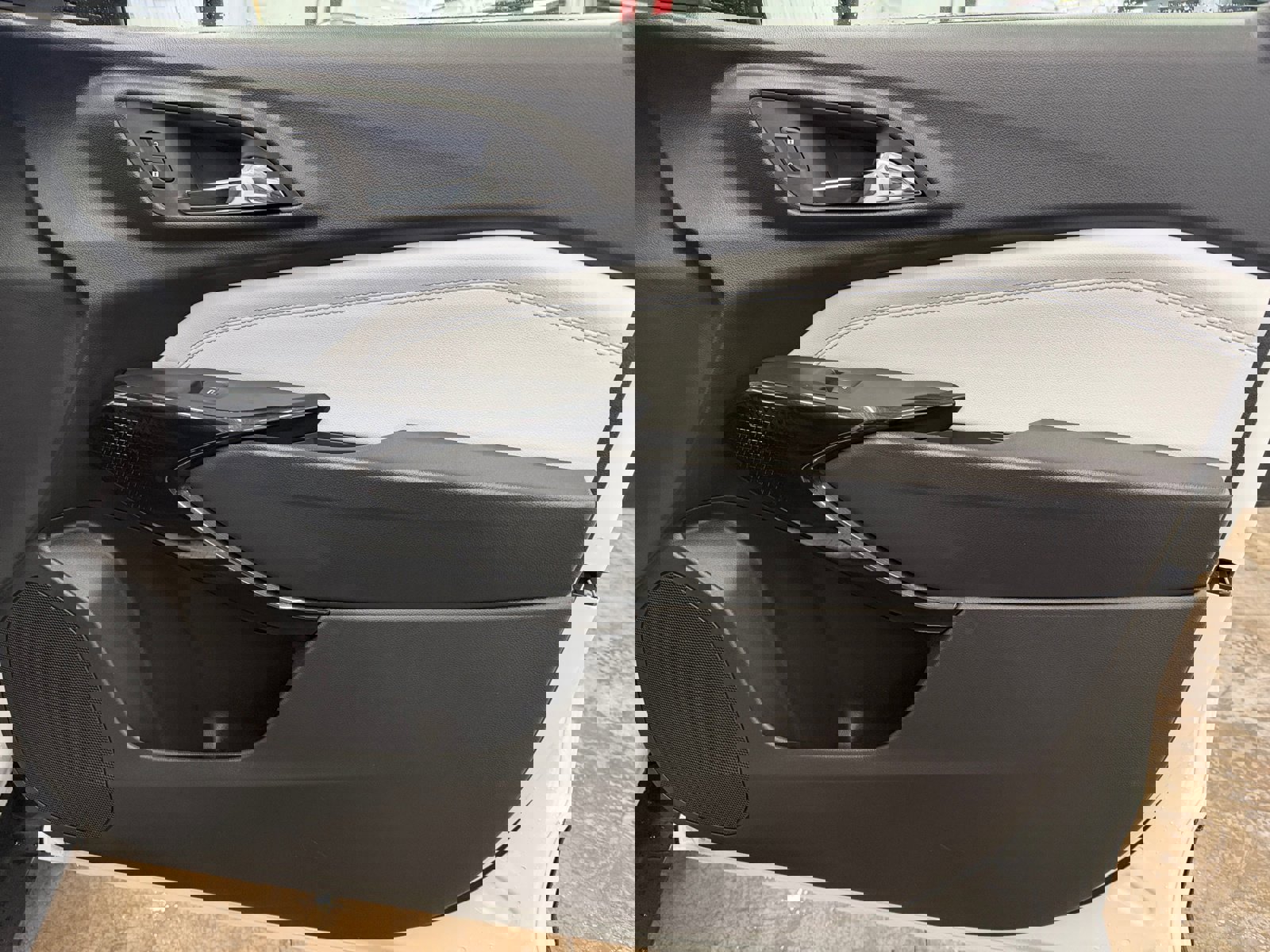 New 2026 Chevrolet Trax LT image 23