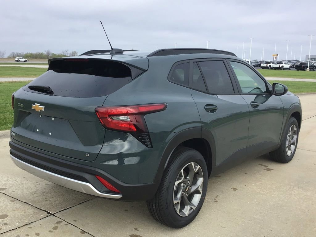 New 2026 Chevrolet Trax LT image 6