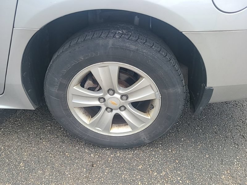 Used 2012 Chevrolet Impala LS FWD image 9