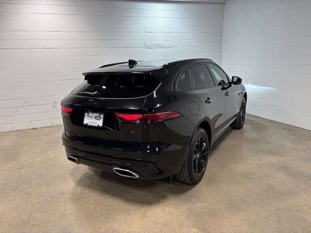 New 2026 Jaguar F-PACE R-Dynamic S image 7