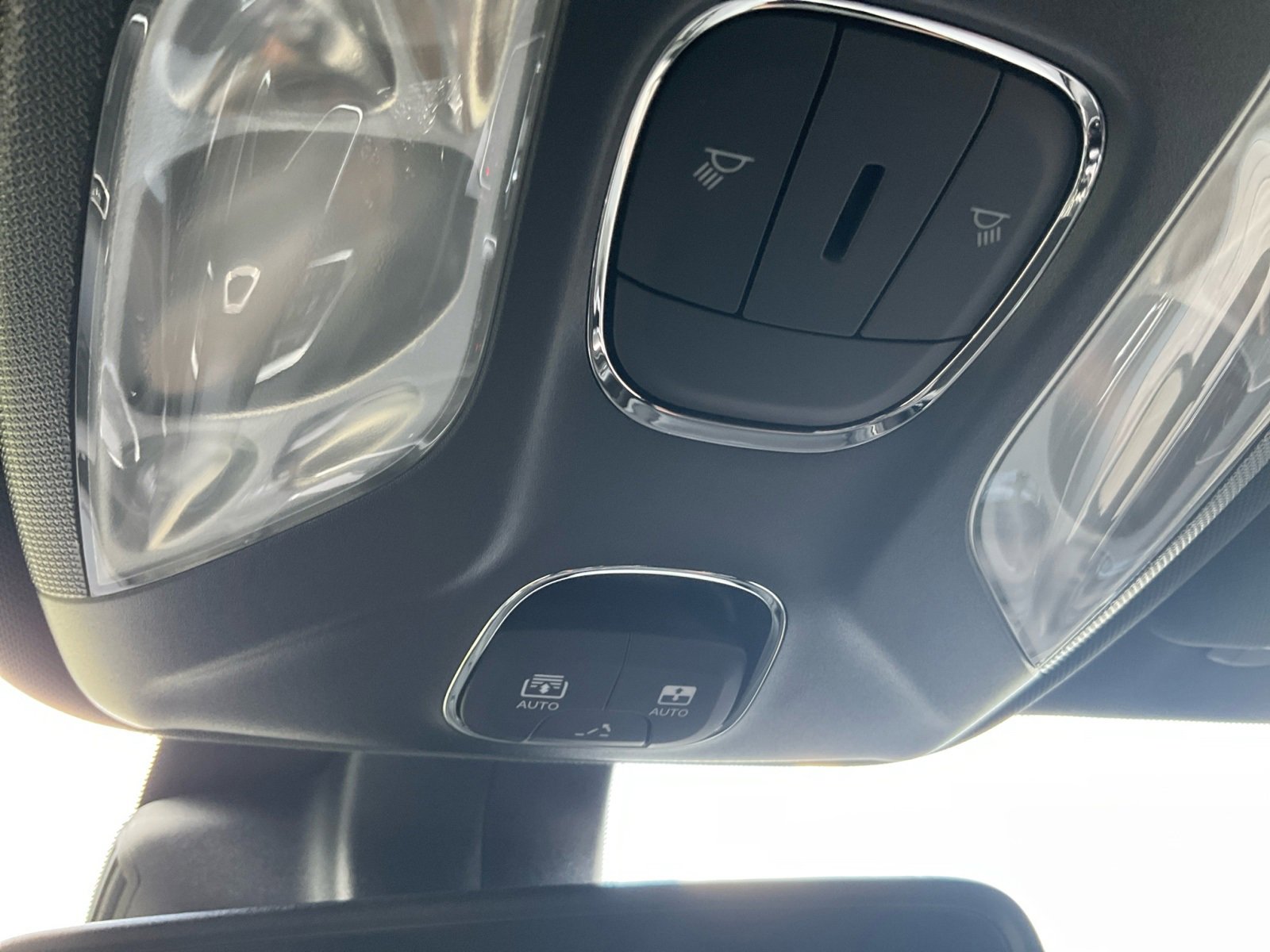 New 2025 Jeep Compass Limited w/ Sun & Sound Group image 27