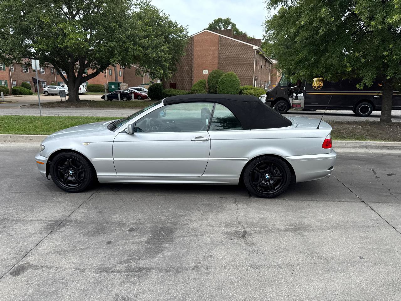 Used 2006 BMW 330Ci Convertible RWD image 15