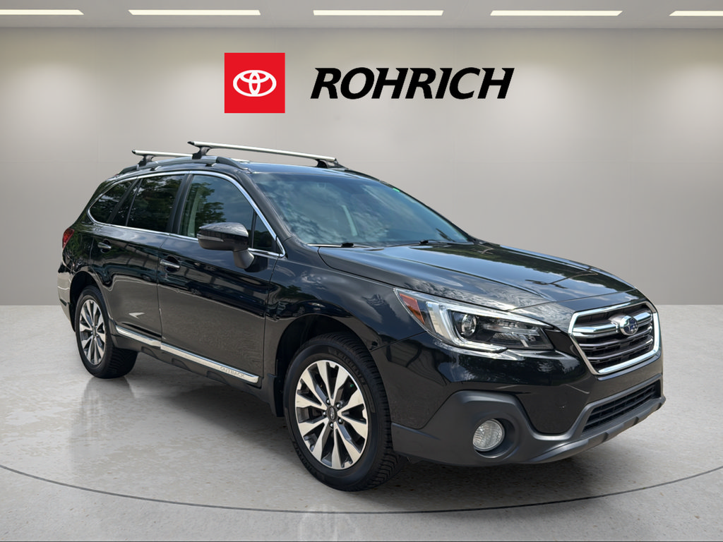 Used 2018 Subaru Outback 2.5i Touring w/ Popular Package #3 AWD/4WD image 4
