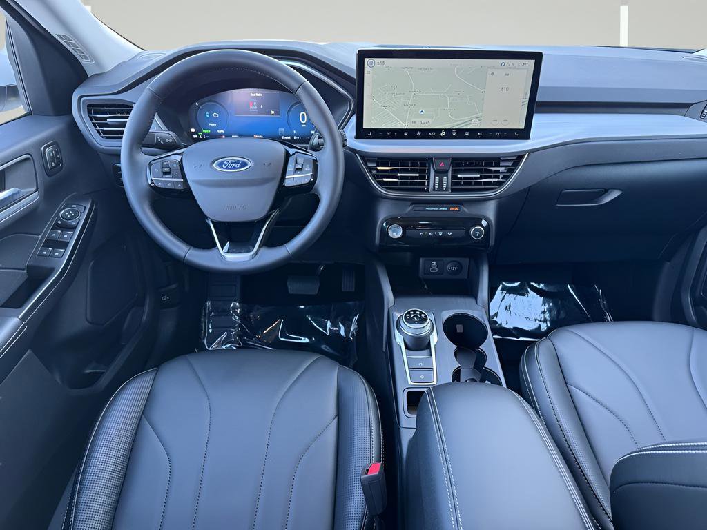 Used 2025 Ford Escape Platinum w/ Premium Technology Package FWD image 20