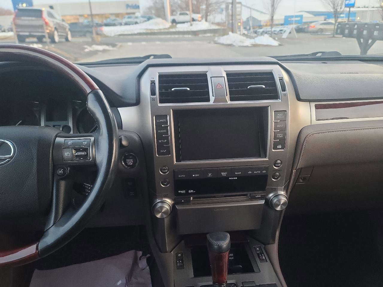 Used 2011 Lexus GX 460 w/ Comfort Plus Pkg AWD/4WD image 17