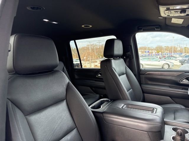 Used 2023 Chevrolet Suburban LT image 35