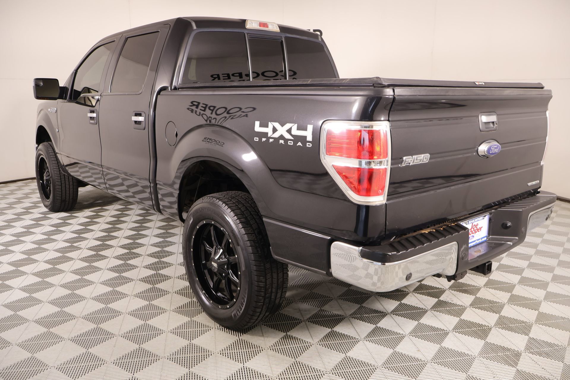 Used 2012 Ford F150 XLT w/ XLT Chrome Pkg AWD/4WD image 21