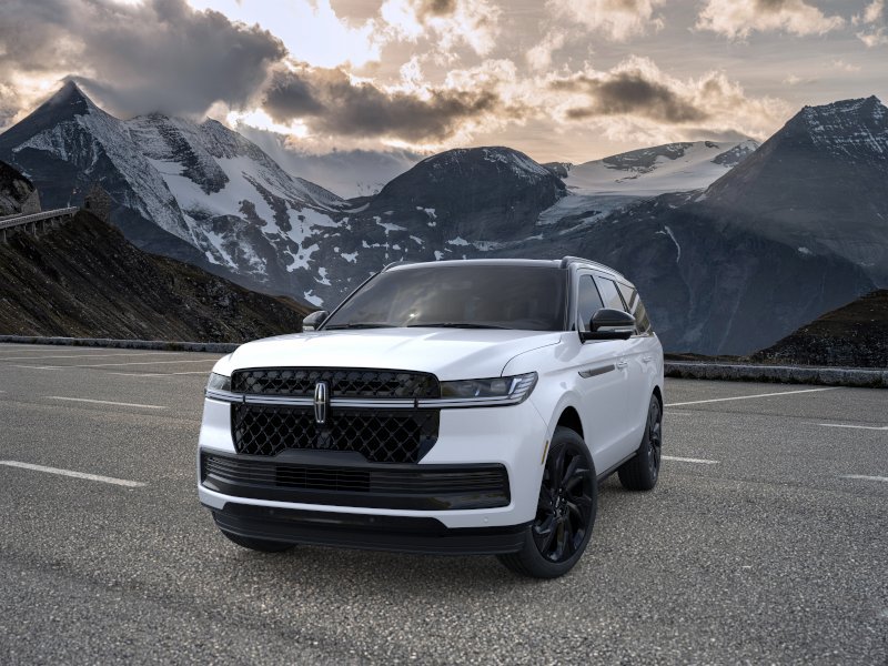 New 2026 Lincoln Navigator Black Label AWD/4WD image 2