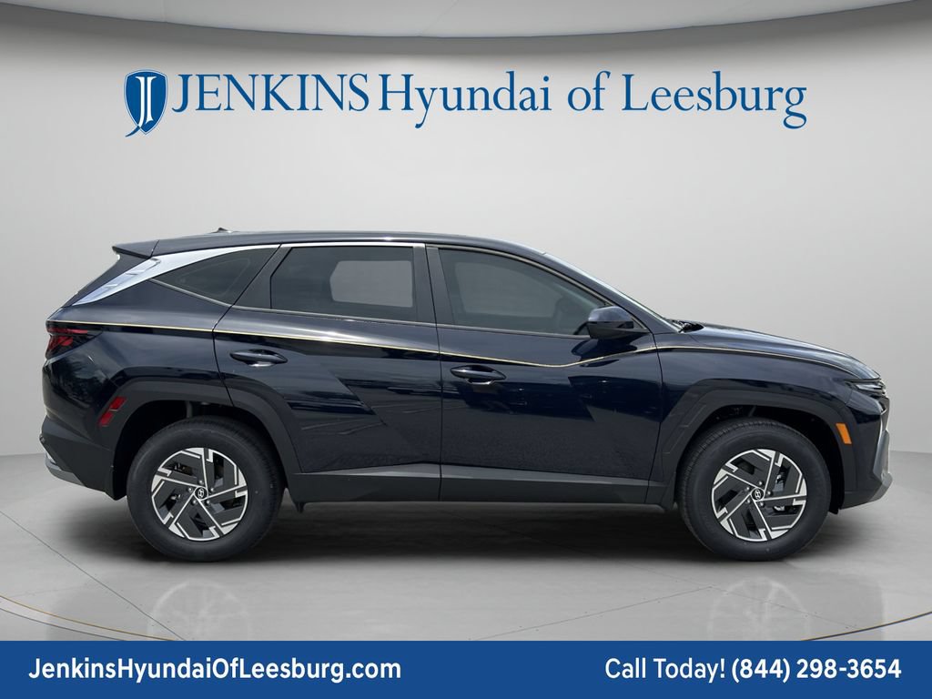 New 2026 Hyundai Tucson Blue SE AWD/4WD image 3