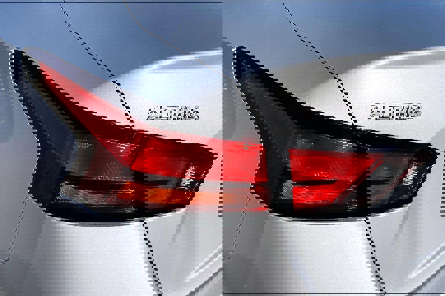 Used 2024 Nissan Altima 2.5 SR image 28