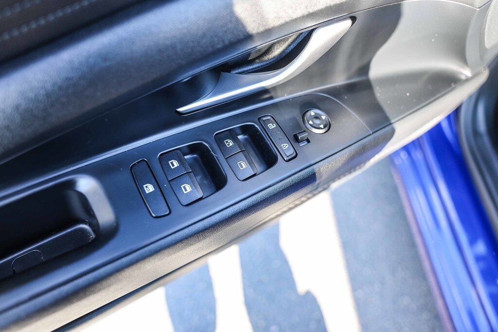 Used 2021 Hyundai Elantra SEL image 10