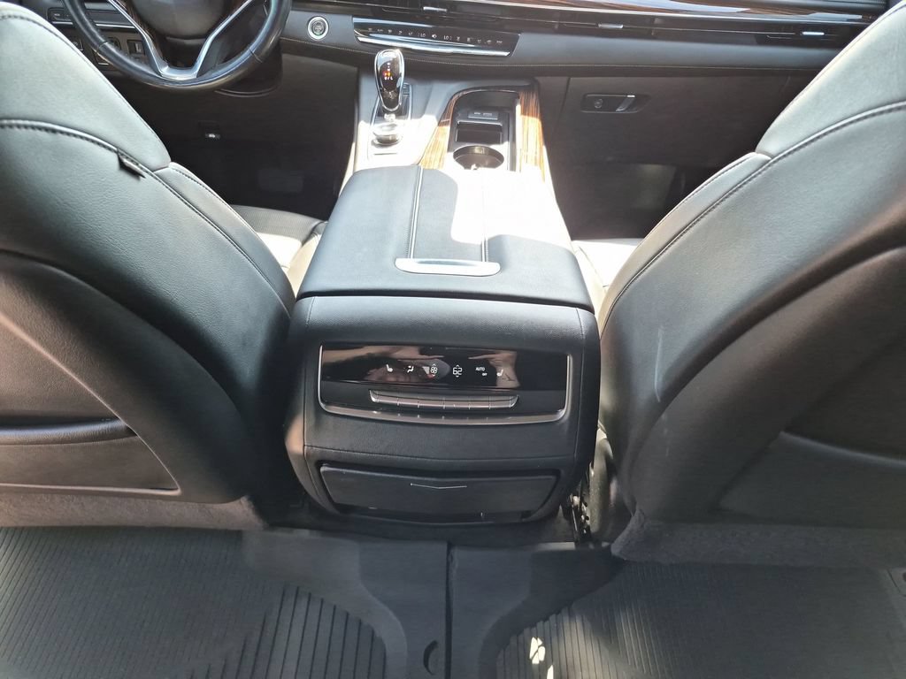 Used 2022 Cadillac Escalade Premium Luxury w/ Performance Package RWD image 38