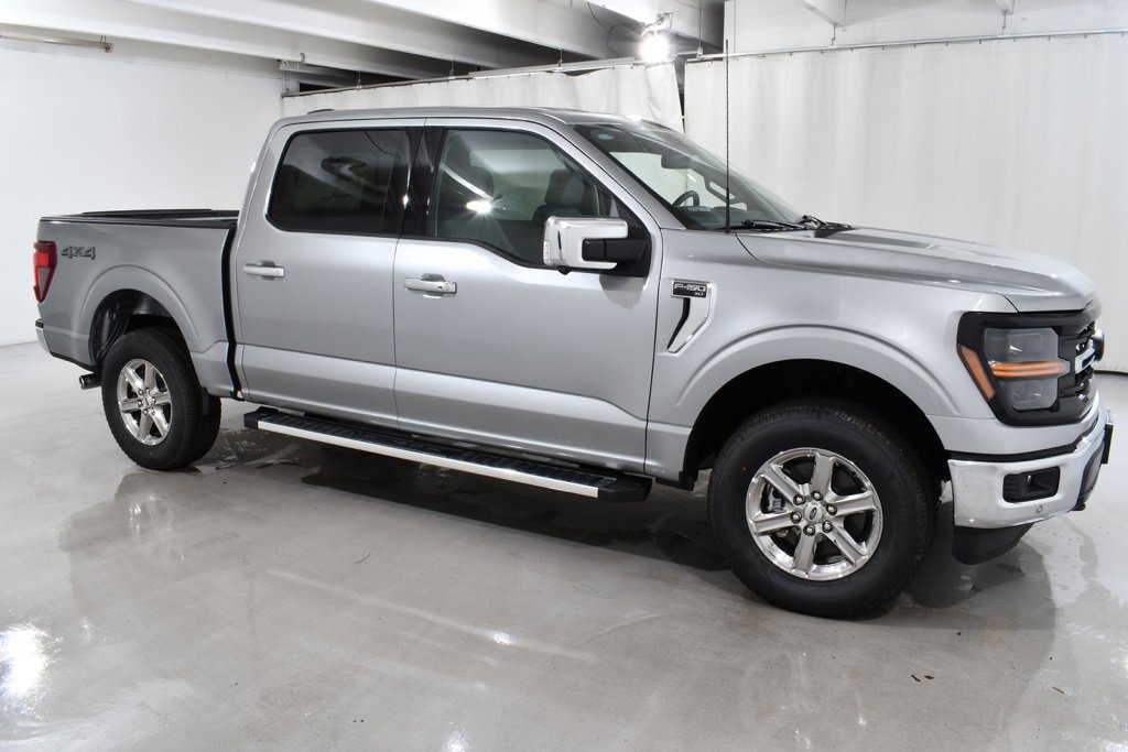 New 2025 Ford F150 XLT w/ Equipment Group 302A MID image 8