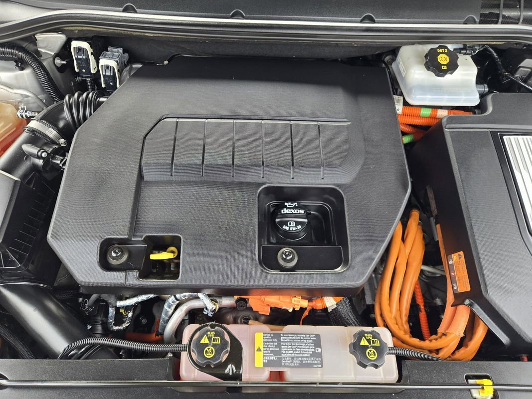 Used 2015 Chevrolet Volt Premium w/ Premium Trim Package image 25