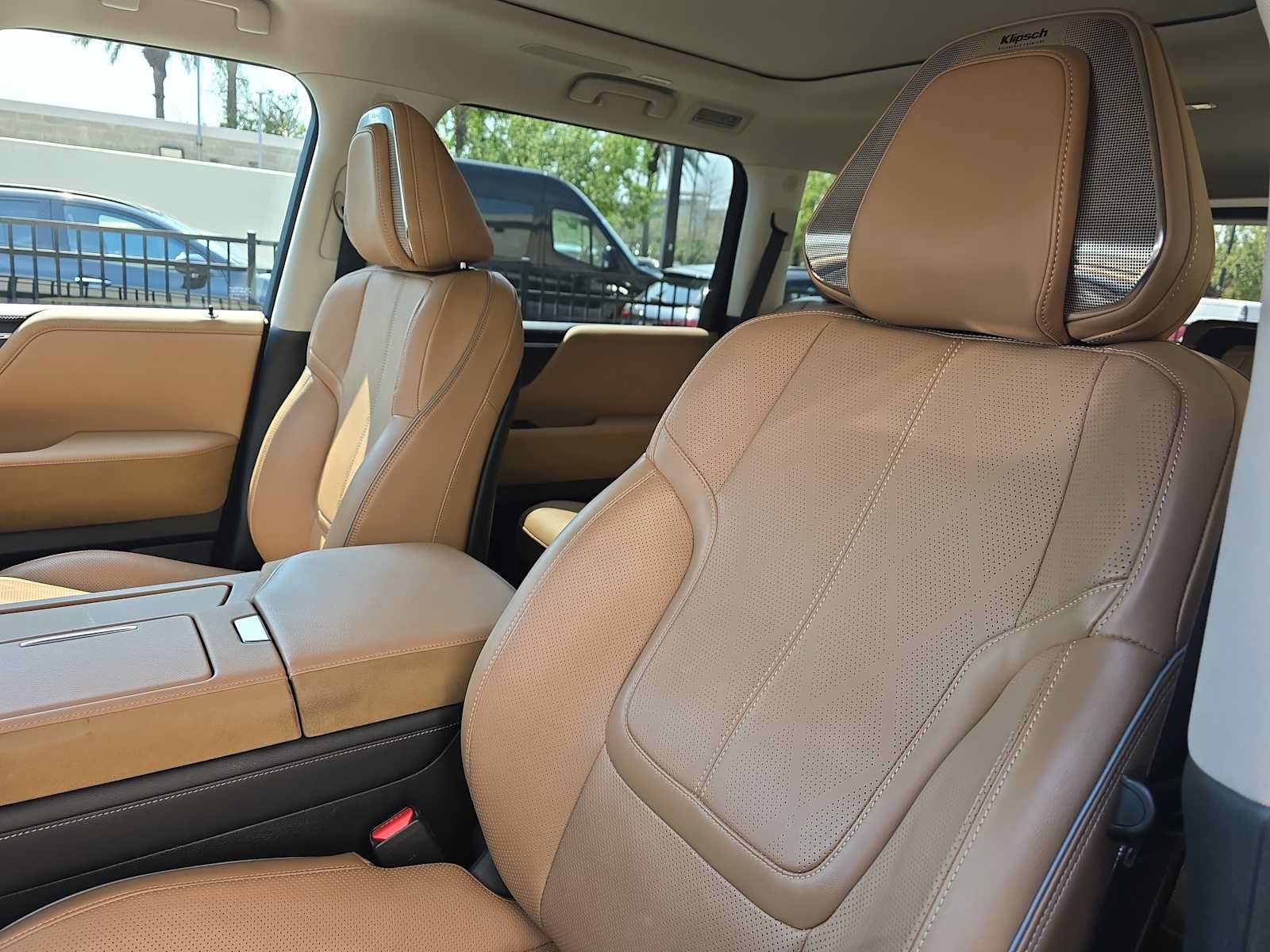 Certified 2025 INFINITI QX80 Sensory AWD/4WD image 16