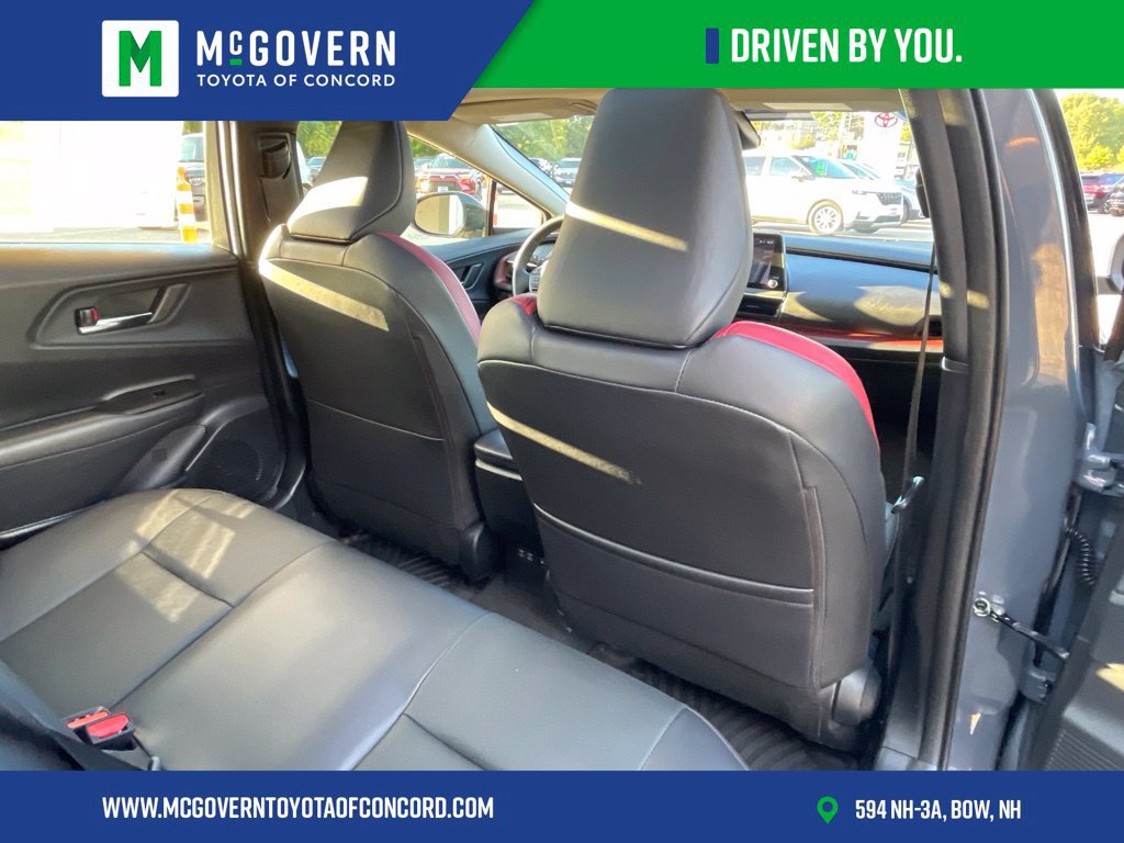 Used 2024 Toyota Prius Prime FWD image 30