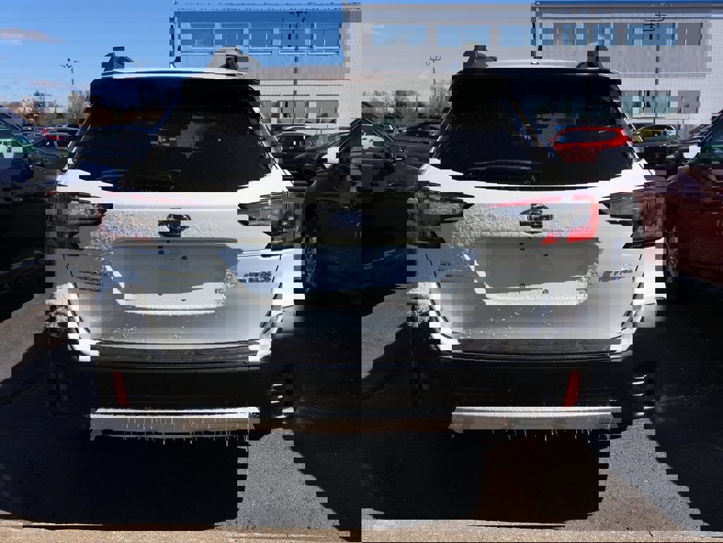 Used 2021 Subaru Outback Limited w/ Popular Package #2 image 19