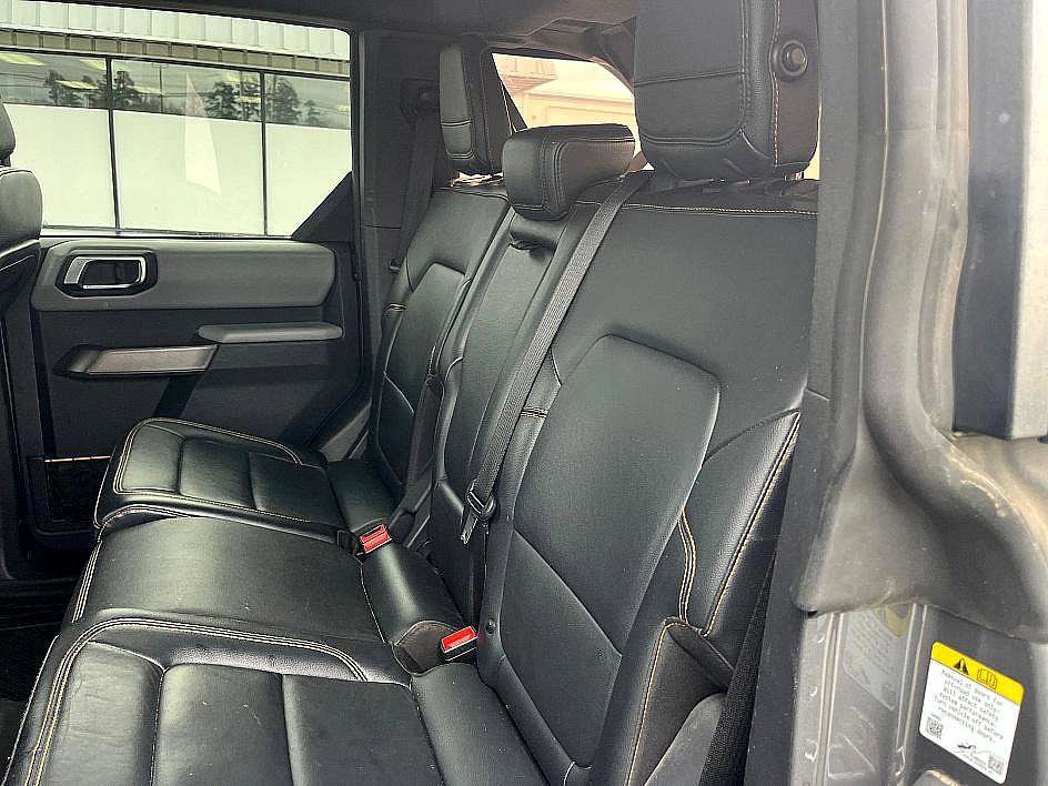 Used 2021 Ford Bronco Badlands image 26