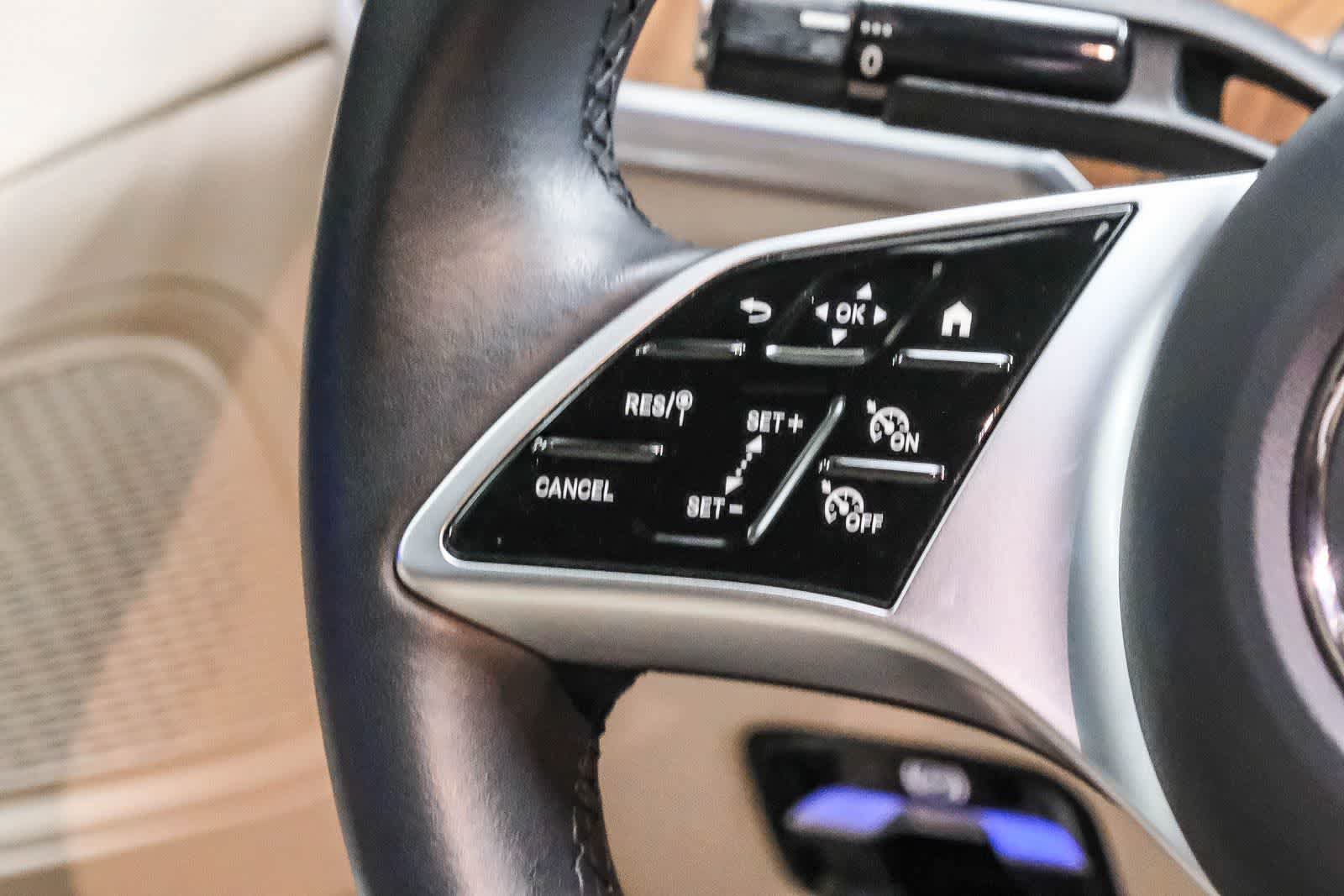 Certified 2025 Mercedes-Benz C 300 4MATIC Sedan image 19