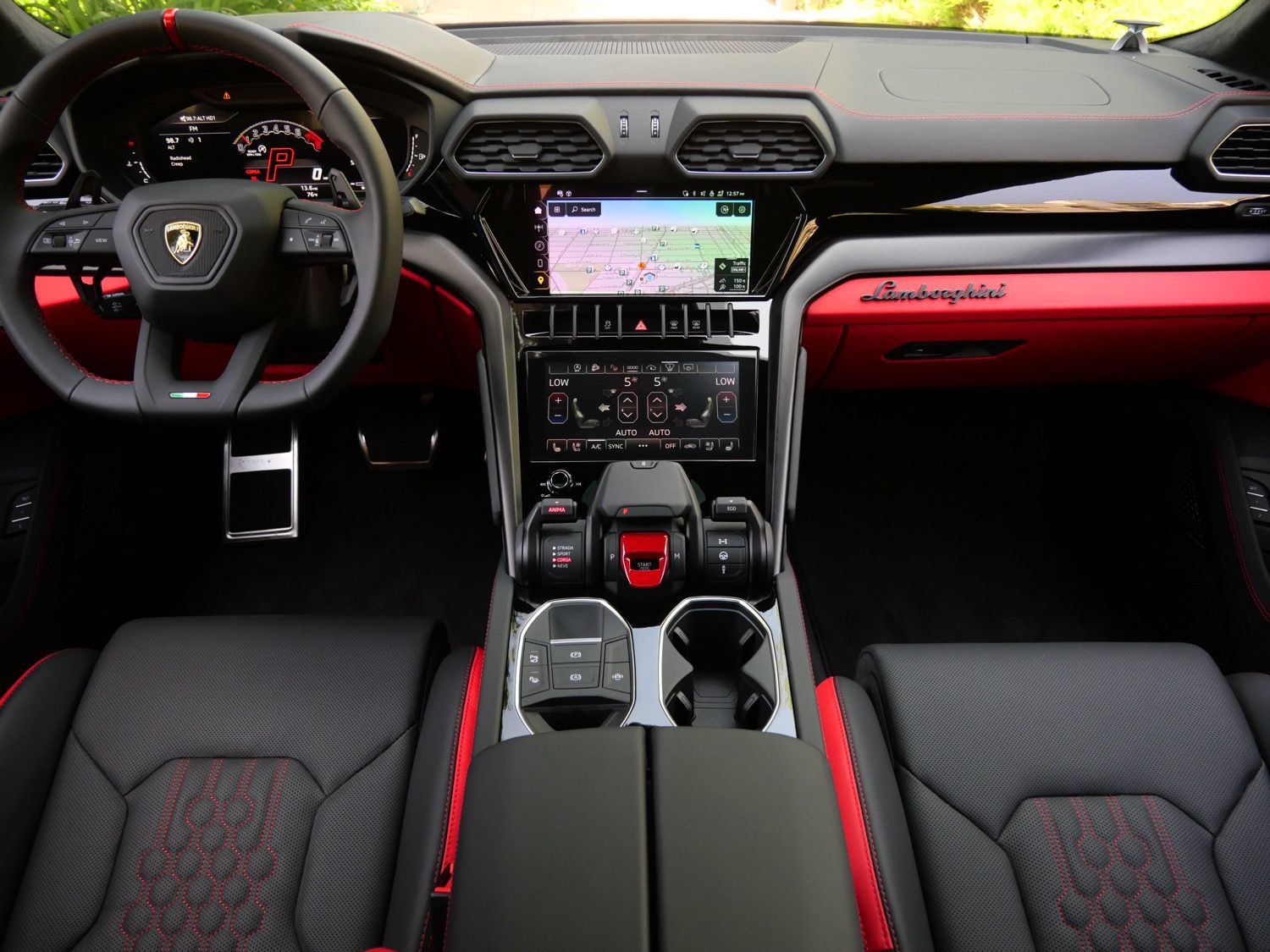 Used 2024 Lamborghini Urus S AWD/4WD image 7
