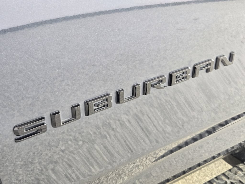 Used 2021 Chevrolet Suburban Z71 AWD/4WD image 12