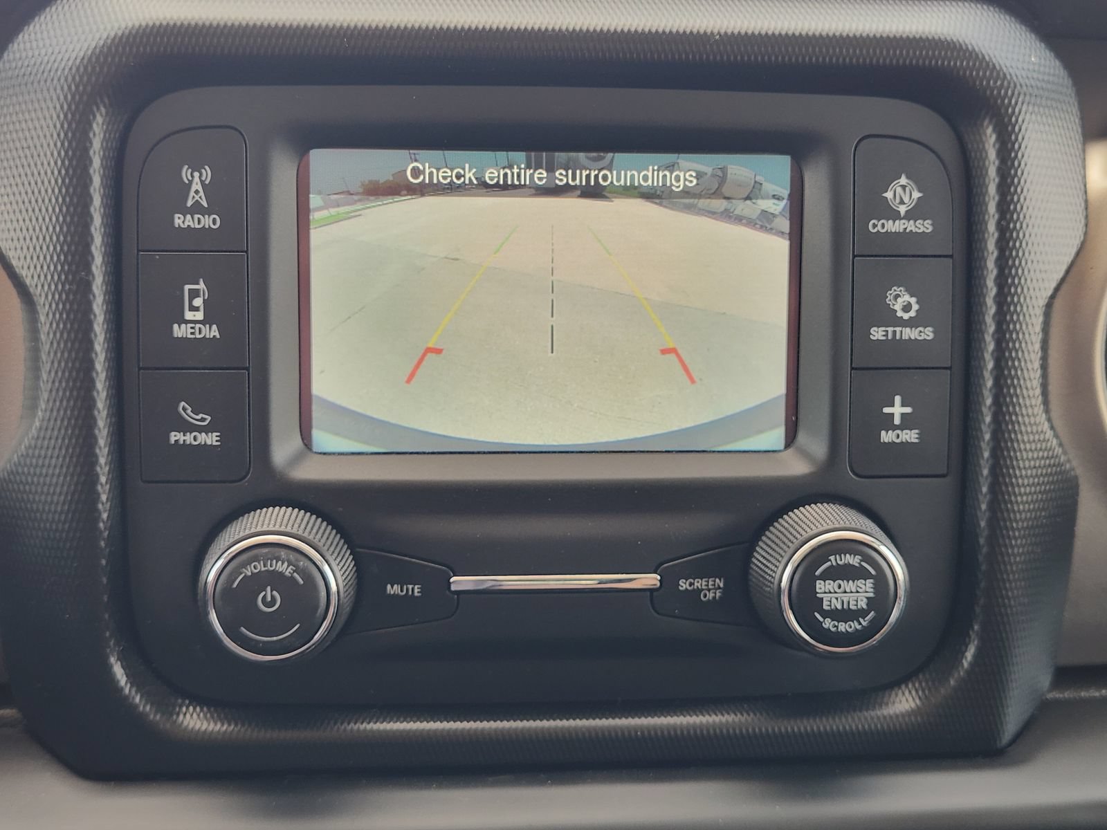 Used 2018 Jeep Wrangler Unlimited Sport S AWD/4WD image 18
