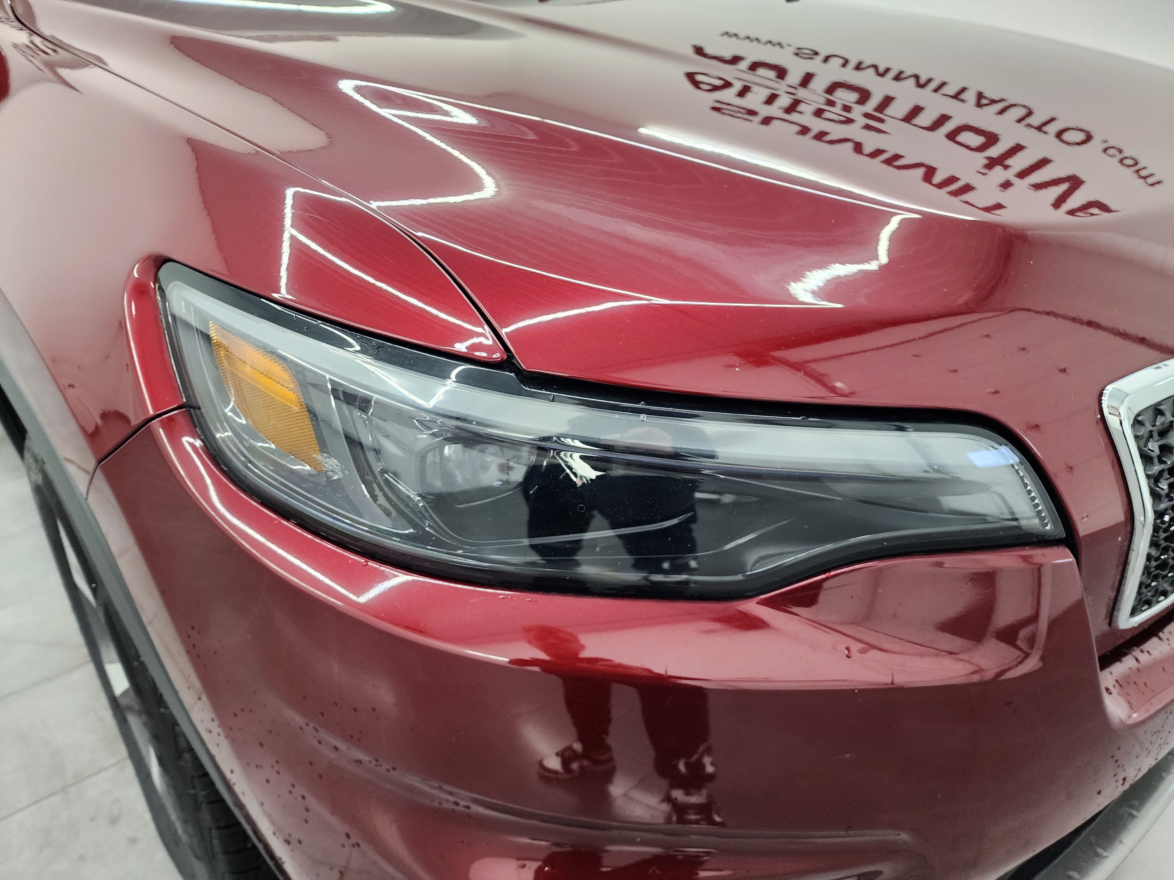 Used 2020 Jeep Cherokee Limited image 21