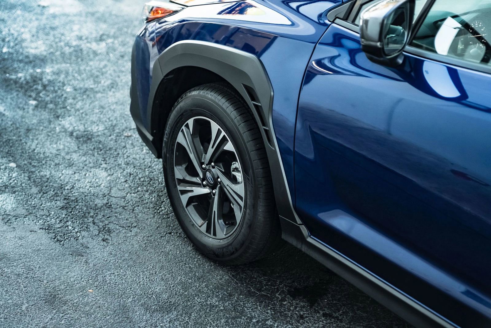 Used 2025 Subaru Crosstrek 2.0i Premium image 15