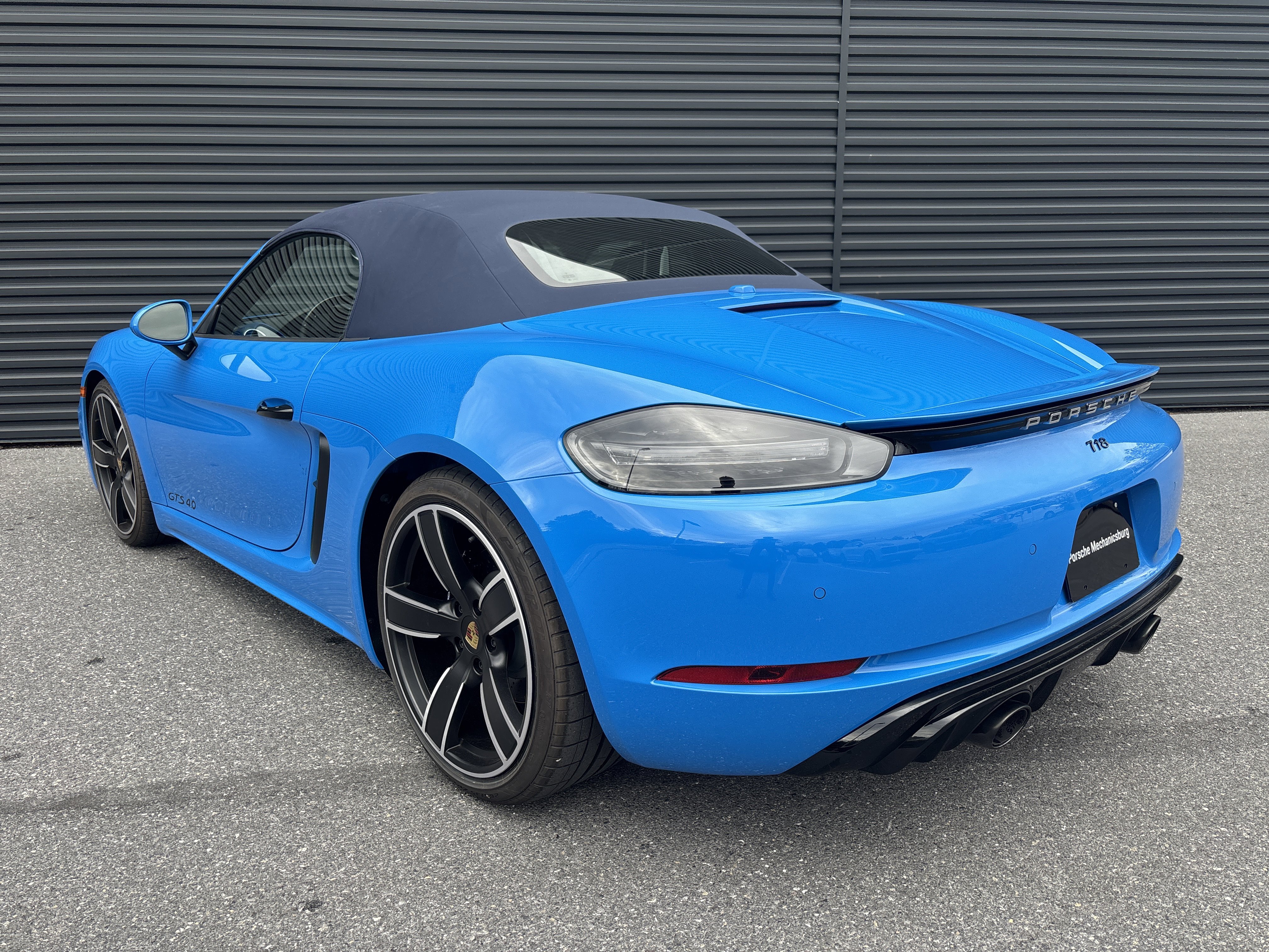 New 2025 Porsche 718 Boxster GTS image 3