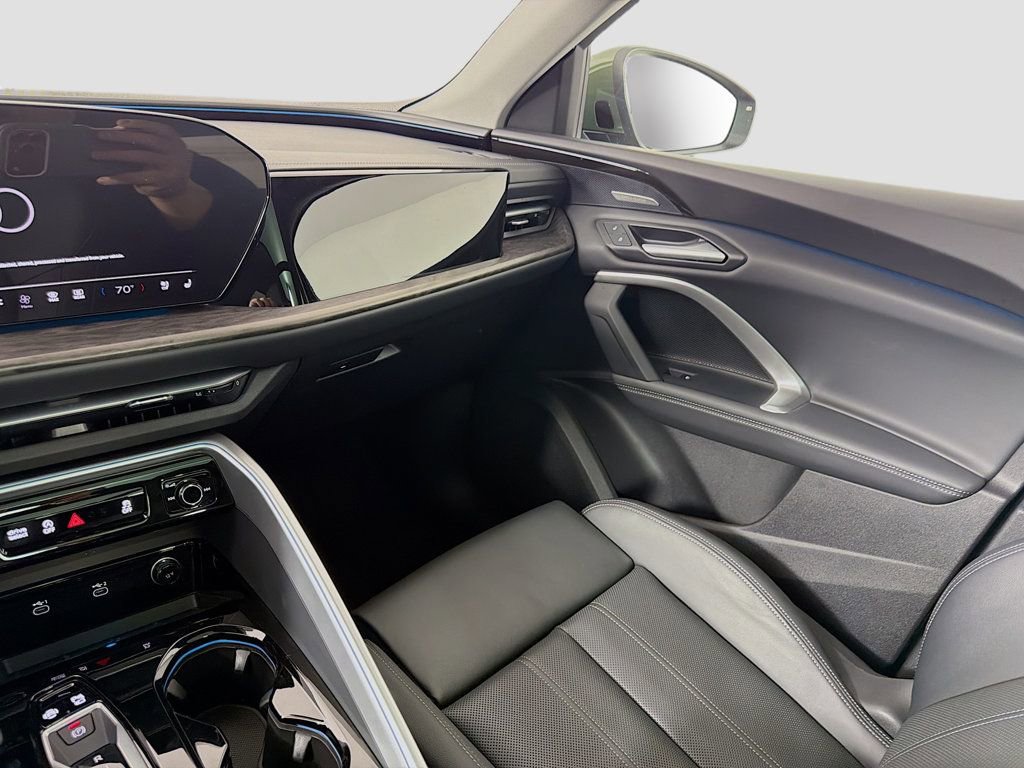 Certified 2025 Audi Q5 Premium Plus w/ Premium Plus image 25