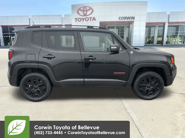 Used 2018 Jeep Renegade Trailhawk image 6