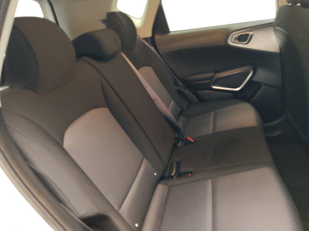 Used 2023 Kia Soul LX image 19