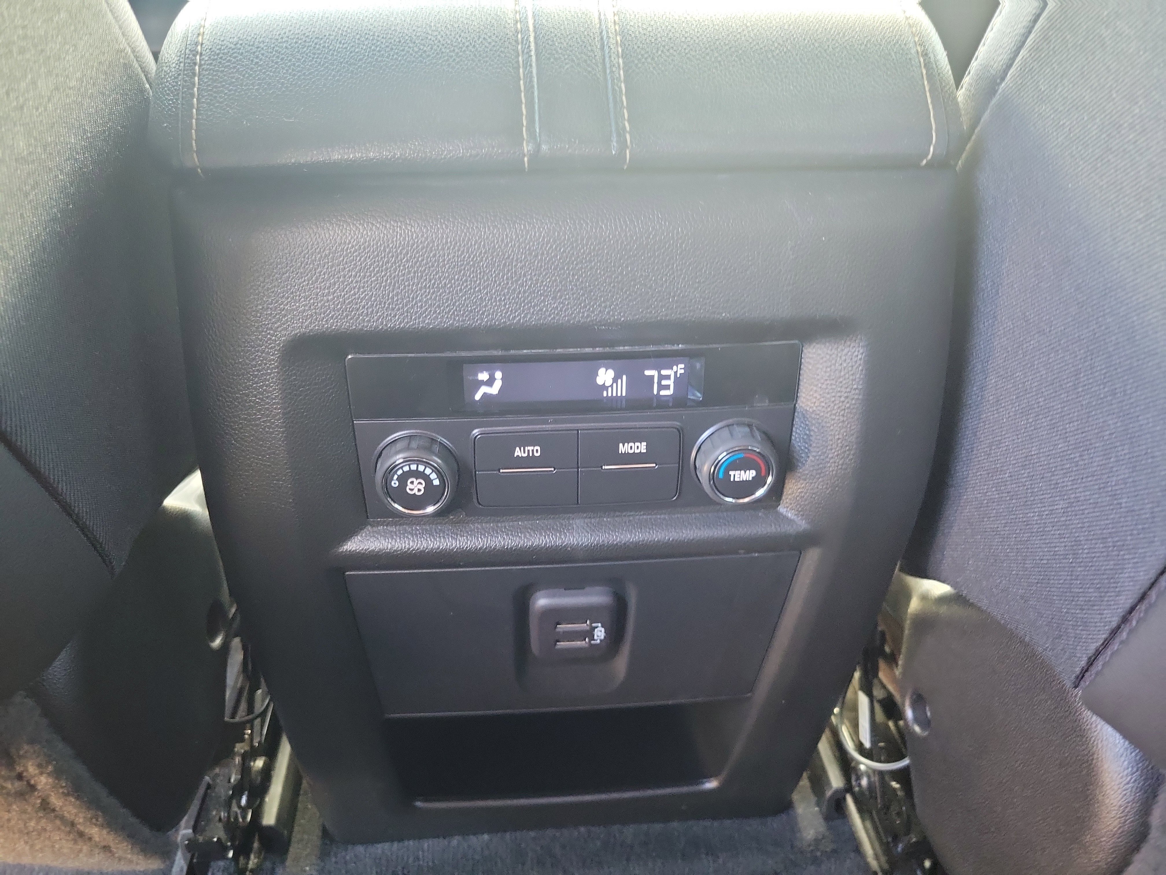 Used 2023 Chevrolet Traverse LT image 18