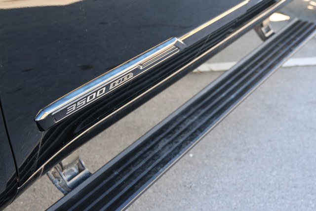 Used 2024 Chevrolet Silverado 3500 High Country w/ Technology Package image 10