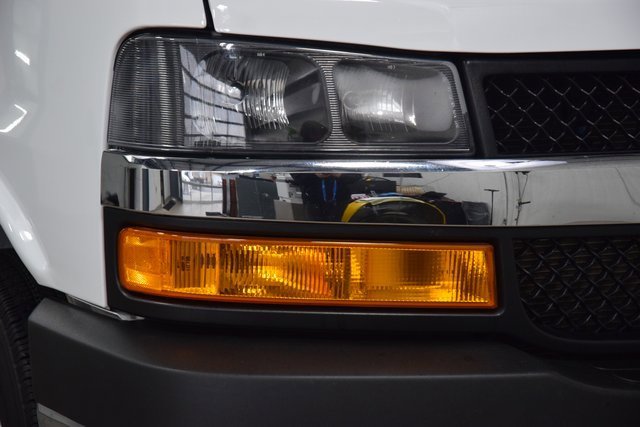 Used 2024 Chevrolet Express 2500 Work Van w/ Driver Convenience Package image 6