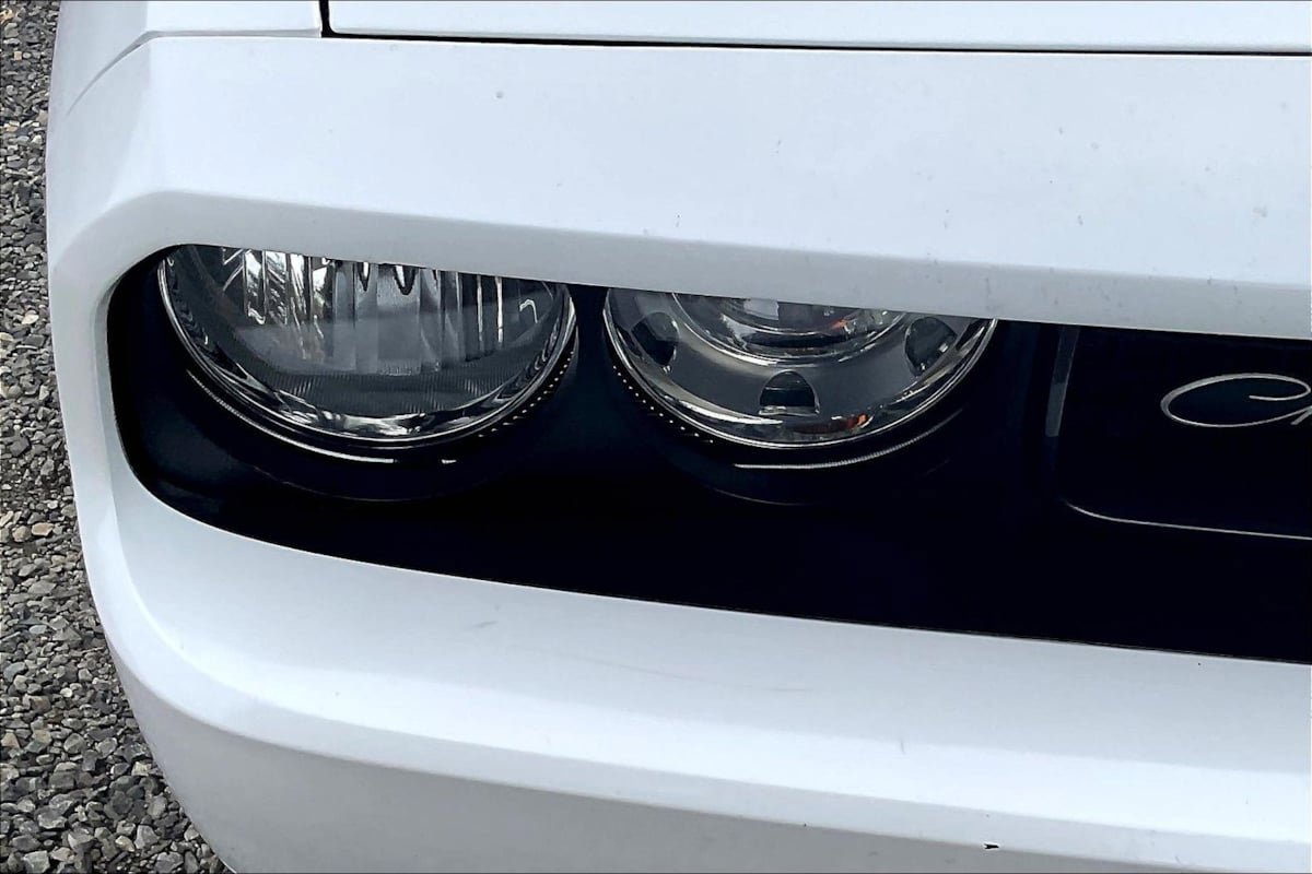 Used 2014 Dodge Challenger SXT RWD image 30