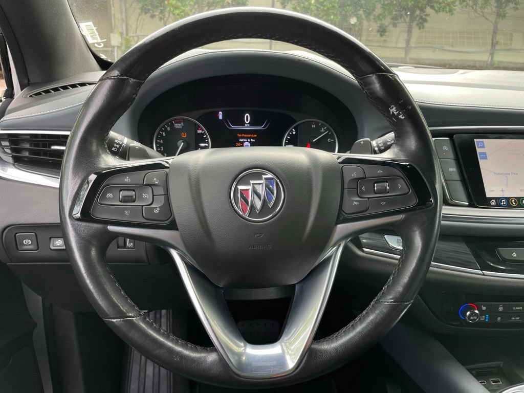 Used 2024 Buick Enclave Premium AWD/4WD image 15