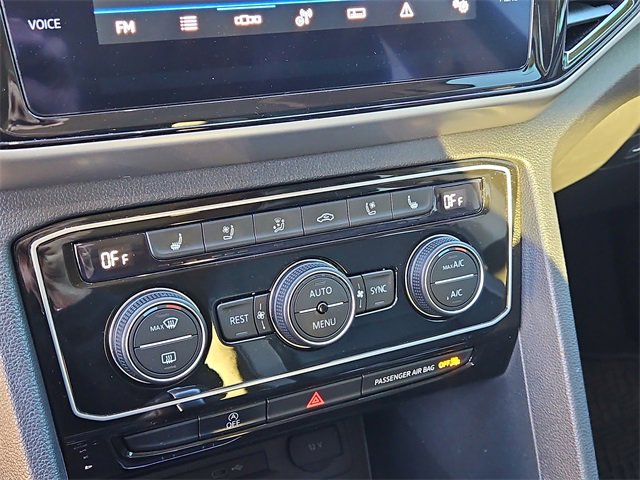 Used 2022 Volkswagen Atlas SEL Premium image 28