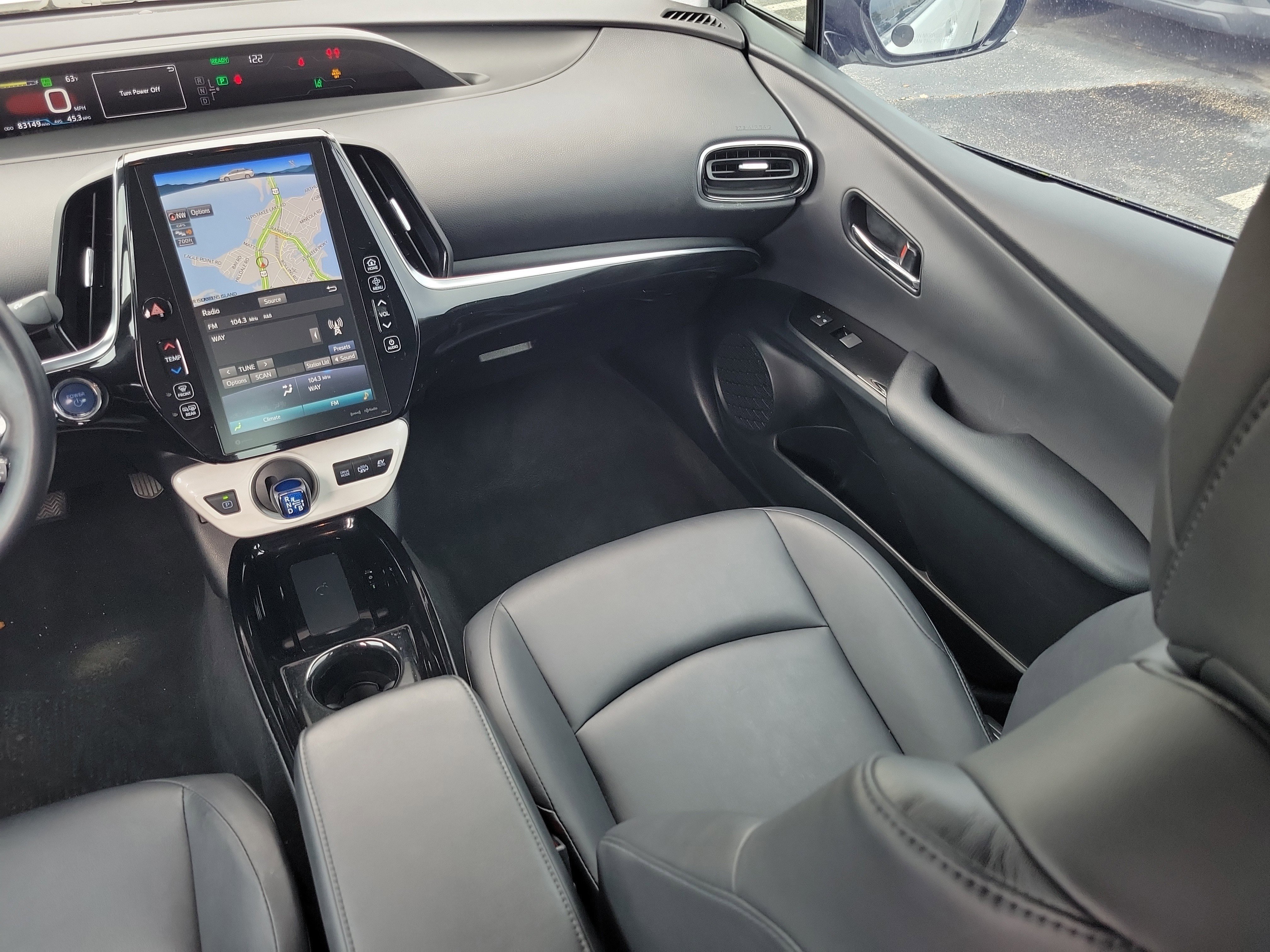 Used 2019 Toyota Prius Prime Premium image 14